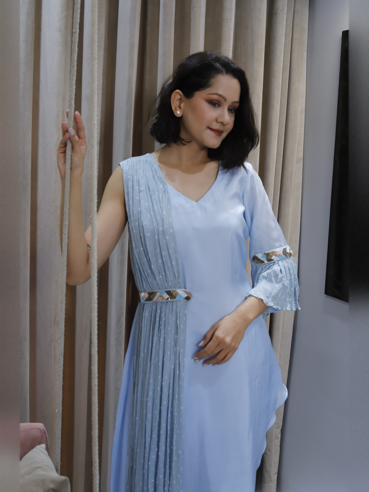 Powder blue kurta set with Bandhani
